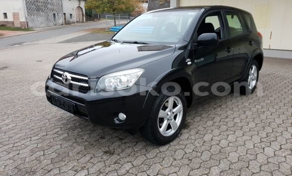 Sayi Imported Toyota RAV4 Noir Mota in Kigali a Rwanda Sayi Imported Toyota RAV4 Noir Mota in Kigali a Rwanda