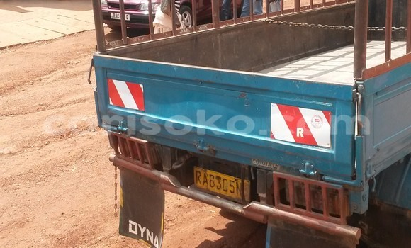 Acheter Occasion Voiture Toyota Dyna Bleu à Kigali, Rwanda Acheter Occasion Voiture Toyota Dyna Bleu à Kigali, Rwanda