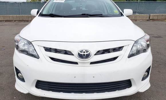 Acheter Occasion Voiture Toyota Corolla Blanc à Kigali, Rwanda Acheter Occasion Voiture Toyota Corolla Blanc à Kigali, Rwanda