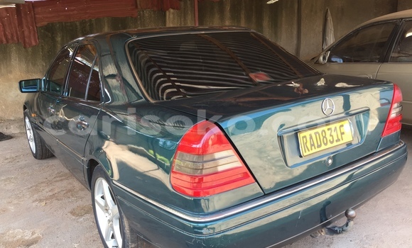 Buy Used Mercedes-Benz C–Class Green Car in Kigali in Rwanda Buy Used Mercedes-Benz C–Class Green Car in Kigali in Rwanda