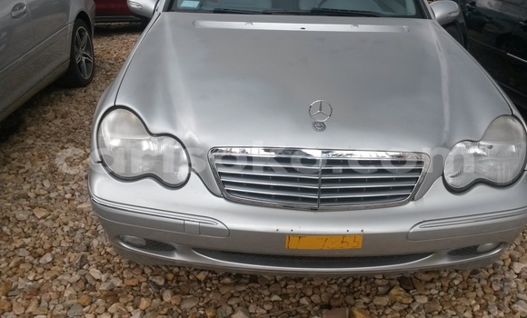 Sayi Na hannu Mercedes-Benz C–Class Autre Mota in Kigali a Rwanda Sayi Na hannu Mercedes-Benz C–Class Autre Mota in Kigali a Rwanda