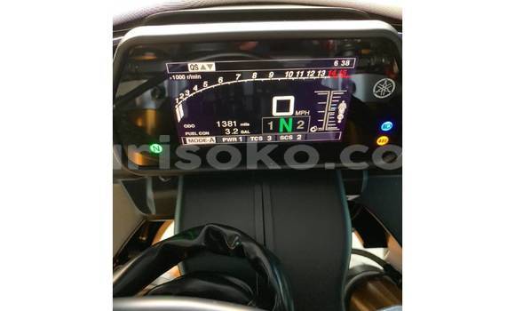 Buy Used Yamaha R1 Beige Bike in Kigali in Rwanda Buy Used Yamaha R1 Beige Bike in Kigali in Rwanda