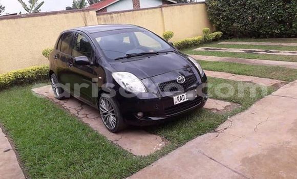 اشتري مستعمل Toyota Yaris Noir سيارة في Kigali في Rwanda اشتري مستعمل Toyota Yaris Noir سيارة في Kigali في Rwanda