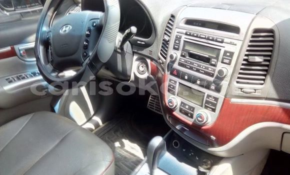 اشتري مستعمل Hyundai Santa Fe Autre سيارة في Kigali في Rwanda اشتري مستعمل Hyundai Santa Fe Autre سيارة في Kigali في Rwanda