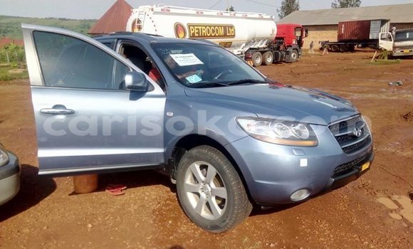 اشتري مستعمل Hyundai Santa Fe Autre سيارة في Kigali في Rwanda اشتري مستعمل Hyundai Santa Fe Autre سيارة في Kigali في Rwanda