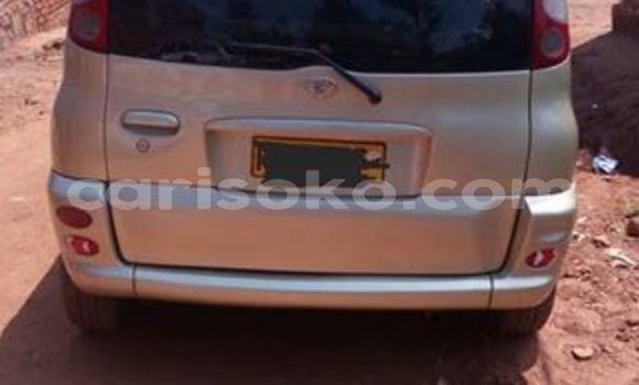 اشتري مستعمل Toyota Verso Autre سيارة في Kigali في Rwanda اشتري مستعمل Toyota Verso Autre سيارة في Kigali في Rwanda