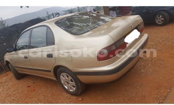 اشتري مستعمل Toyota Carina E Marron سيارة في Kigali في Rwanda اشتري مستعمل Toyota Carina E Marron سيارة في Kigali في Rwanda