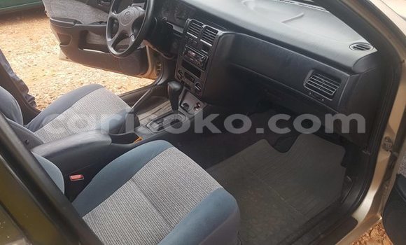 اشتري مستعمل Toyota Carina E Marron سيارة في Kigali في Rwanda اشتري مستعمل Toyota Carina E Marron سيارة في Kigali في Rwanda