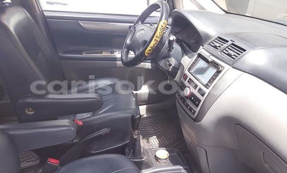 اشتري مستعمل Toyota Avensis Autre سيارة في Kigali في Rwanda اشتري مستعمل Toyota Avensis Autre سيارة في Kigali في Rwanda