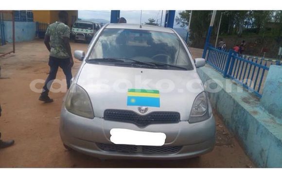 اشتري مستعمل Toyota Vitz Gris سيارة في Kigali في Rwanda اشتري مستعمل Toyota Vitz Gris سيارة في Kigali في Rwanda