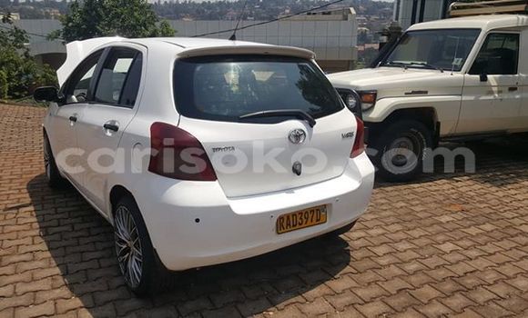 اشتري مستعمل Toyota Yaris Blanc سيارة في Kigali في Rwanda اشتري مستعمل Toyota Yaris Blanc سيارة في Kigali في Rwanda