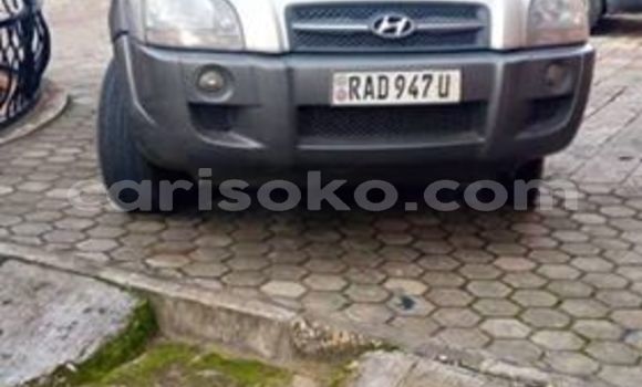 Buy Used Hyundai Tucson Silver Car in Kigali in Rwanda Buy Used Hyundai Tucson Silver Car in Kigali in Rwanda