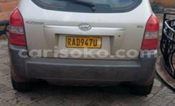 Buy Used Hyundai Tucson Silver Car in Kigali in Rwanda Buy Used Hyundai Tucson Silver Car in Kigali in Rwanda