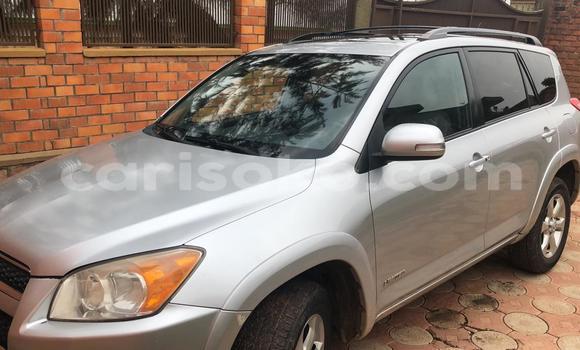 Acheter Occasion Voiture Toyota RAV4 Gris à Kigali, Rwanda Acheter Occasion Voiture Toyota RAV4 Gris à Kigali, Rwanda