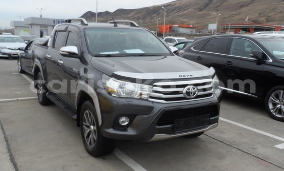 Acheter Occasion Voiture Toyota Hilux Beige à Kigali, Rwanda Acheter Occasion Voiture Toyota Hilux Beige à Kigali, Rwanda