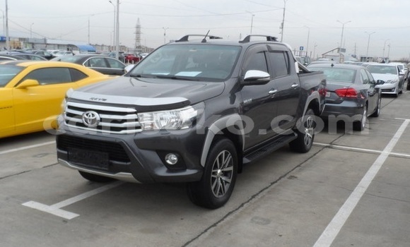 Acheter Occasion Voiture Toyota Hilux Beige à Kigali, Rwanda Acheter Occasion Voiture Toyota Hilux Beige à Kigali, Rwanda