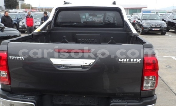 Acheter Occasion Voiture Toyota Hilux Beige à Kigali, Rwanda Acheter Occasion Voiture Toyota Hilux Beige à Kigali, Rwanda