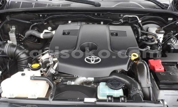 Acheter Occasion Voiture Toyota Hilux Beige à Kigali, Rwanda Acheter Occasion Voiture Toyota Hilux Beige à Kigali, Rwanda