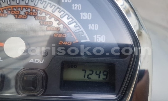 اشتري مستعمل Suzuki Boulevard Gris دراجة نارية في Kigali في Rwanda اشتري مستعمل Suzuki Boulevard Gris دراجة نارية في Kigali في Rwanda