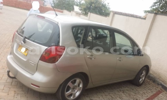 Sayi Na hannu Toyota Corolla Gris Mota in Kigali a Rwanda Sayi Na hannu Toyota Corolla Gris Mota in Kigali a Rwanda