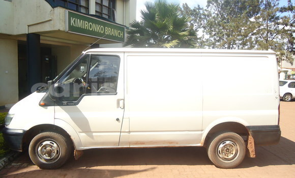 Acheter Occasion Voiture Ford Club Wagon Blanc à Kigali, Rwanda