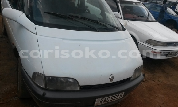 Acheter Occasion Voiture Renault Espace Blanc à Kigali au Rwanda Acheter Occasion Voiture Renault Espace Blanc à Kigali au Rwanda