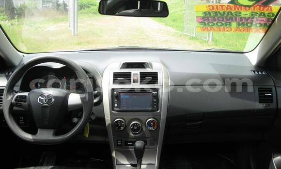 Sayi Na hannu Toyota Corolla Beige Mota in Kigali a Rwanda Sayi Na hannu Toyota Corolla Beige Mota in Kigali a Rwanda