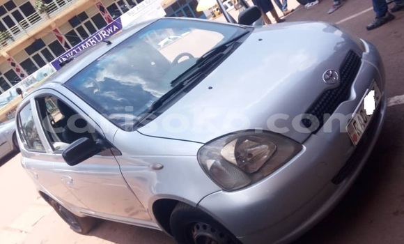 Sayi Na hannu Toyota Yaris Gris Mota in Kigali a Rwanda Sayi Na hannu Toyota Yaris Gris Mota in Kigali a Rwanda