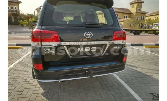 Acheter Import Voiture Toyota Land Cruiser Noir à Import - Dubai, Rwanda Acheter Import Voiture Toyota Land Cruiser Noir à Import - Dubai, Rwanda