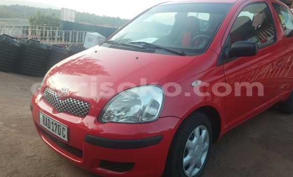 Acheter Occasion Voiture Toyota Vitz Rouge à Kigali, Rwanda