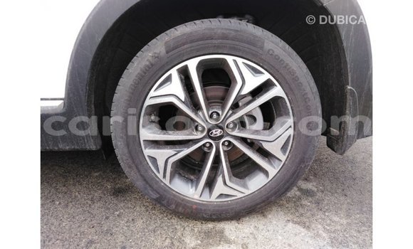 Sayi Imported Hyundai Santa Fe Blanc Mota in Import - Dubai a Rwanda Sayi Imported Hyundai Santa Fe Blanc Mota in Import - Dubai a Rwanda