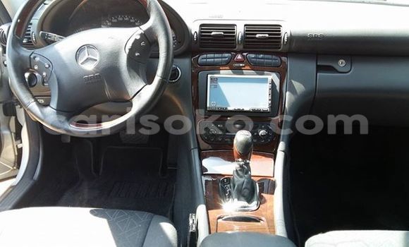اشتري مستعمل Mercedes-Benz KOMPRESSOR Autre سيارة في Gicumbi في Rwanda اشتري مستعمل Mercedes-Benz KOMPRESSOR Autre سيارة في Gicumbi في Rwanda