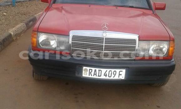اشتري مستعمل Mercedes-Benz 200 Rouge سيارة في Gicumbi في Rwanda اشتري مستعمل Mercedes-Benz 200 Rouge سيارة في Gicumbi في Rwanda