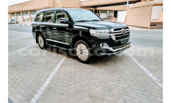 Buy Import Toyota Land Cruiser Black Car in Import - Dubai in Rwanda Buy Import Toyota Land Cruiser Black Car in Import - Dubai in Rwanda