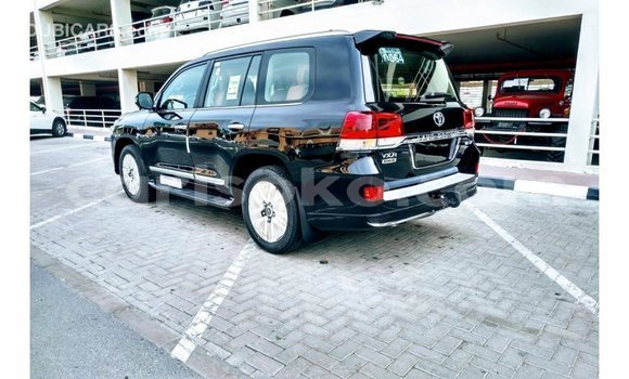 Buy Import Toyota Land Cruiser Black Car in Import - Dubai in Rwanda Buy Import Toyota Land Cruiser Black Car in Import - Dubai in Rwanda