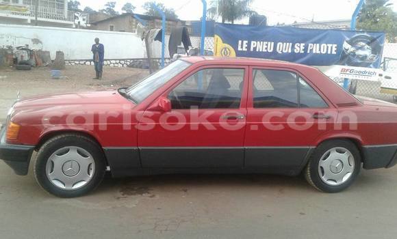 اشتري مستعمل Mercedes-Benz 200 Rouge سيارة في Gicumbi في Rwanda اشتري مستعمل Mercedes-Benz 200 Rouge سيارة في Gicumbi في Rwanda