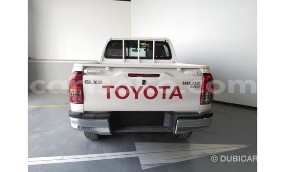 Buy Import Toyota Hilux White Car in Import - Dubai in Rwanda Buy Import Toyota Hilux White Car in Import - Dubai in Rwanda
