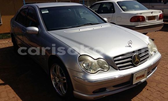 Sayi Na hannu Mercedes-Benz KOMPRESSOR Autre Mota in Gicumbi a Rwanda Sayi Na hannu Mercedes-Benz KOMPRESSOR Autre Mota in Gicumbi a Rwanda