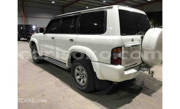 Sayi Imported Nissan Patrol Blanc Mota in Import - Dubai a Rwanda Sayi Imported Nissan Patrol Blanc Mota in Import - Dubai a Rwanda