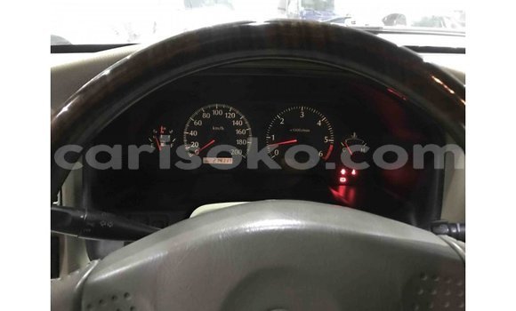 Sayi Imported Nissan Patrol Blanc Mota in Import - Dubai a Rwanda Sayi Imported Nissan Patrol Blanc Mota in Import - Dubai a Rwanda