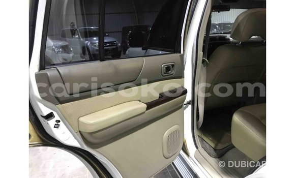 Sayi Imported Nissan Patrol Blanc Mota in Import - Dubai a Rwanda Sayi Imported Nissan Patrol Blanc Mota in Import - Dubai a Rwanda
