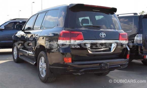 Acheter Import Voiture Toyota Land Cruiser Noir à Import - Dubai, Rwanda Acheter Import Voiture Toyota Land Cruiser Noir à Import - Dubai, Rwanda
