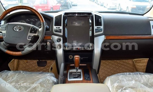 Acheter Import Voiture Toyota Land Cruiser Autre à Import - Dubai, Rwanda Acheter Import Voiture Toyota Land Cruiser Autre à Import - Dubai, Rwanda