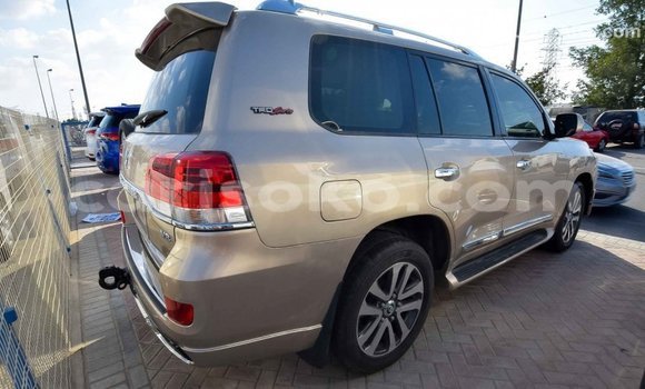 Acheter Import Voiture Toyota Land Cruiser Autre à Import - Dubai, Rwanda Acheter Import Voiture Toyota Land Cruiser Autre à Import - Dubai, Rwanda