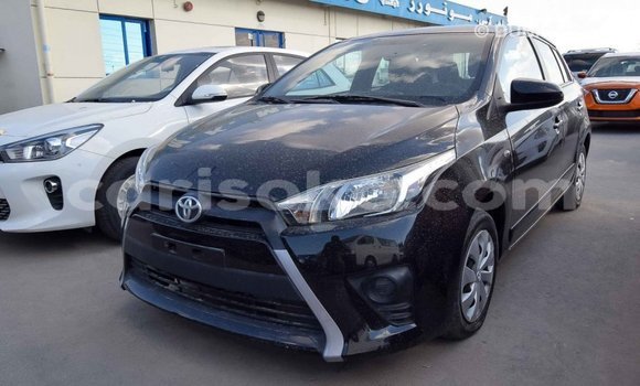 Acheter Import Voiture Toyota Yaris Noir à Import - Dubai, Rwanda Acheter Import Voiture Toyota Yaris Noir à Import - Dubai, Rwanda