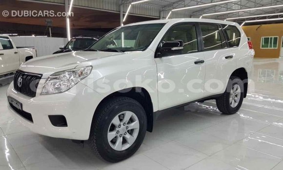 اشتري Imported Toyota Prado Blanc سيارة في Import - Dubai في Rwanda اشتري Imported Toyota Prado Blanc سيارة في Import - Dubai في Rwanda