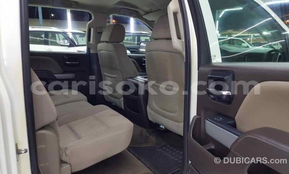 اشتري Imported Chevrolet Silverado Blanc سيارة في Import - Dubai في Rwanda اشتري Imported Chevrolet Silverado Blanc سيارة في Import - Dubai في Rwanda