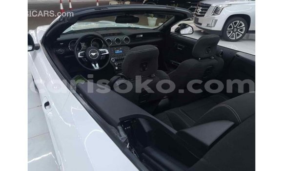 اشتري Imported Ford Mustang Blanc سيارة في Import - Dubai في Rwanda اشتري Imported Ford Mustang Blanc سيارة في Import - Dubai في Rwanda
