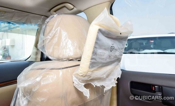 Buy Import Toyota Land Cruiser White Car in Import - Dubai in Rwanda Buy Import Toyota Land Cruiser White Car in Import - Dubai in Rwanda