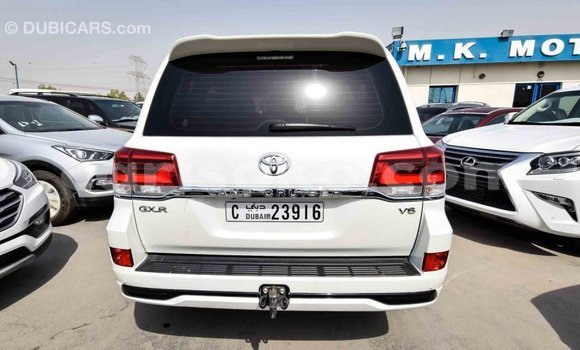 Buy Import Toyota Land Cruiser White Car in Import - Dubai in Rwanda Buy Import Toyota Land Cruiser White Car in Import - Dubai in Rwanda